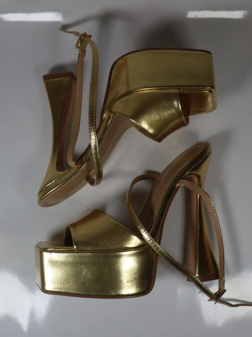 Fashion Nova A Special Thing Heeled Sandals Size 6.5 Gold Chunky Platform Heels
